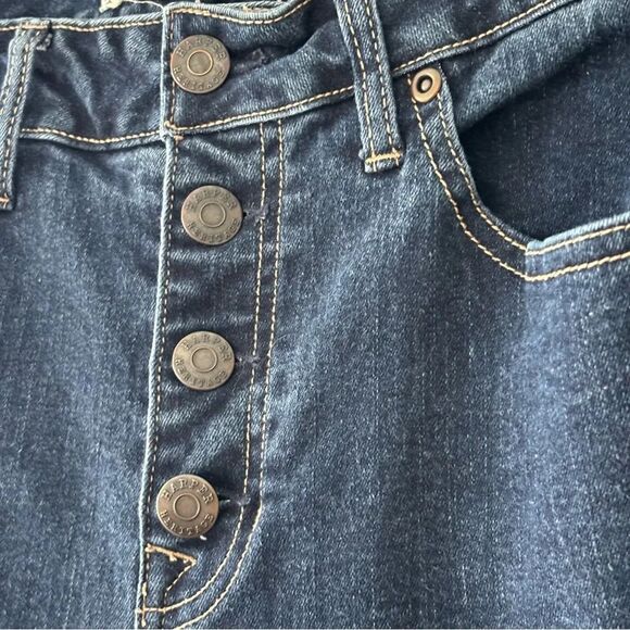 Harper Heritage High Rise Flare Mid Dark Wash Buttoned Denim Jeans EUC Size 27 - Picture 6 of 13